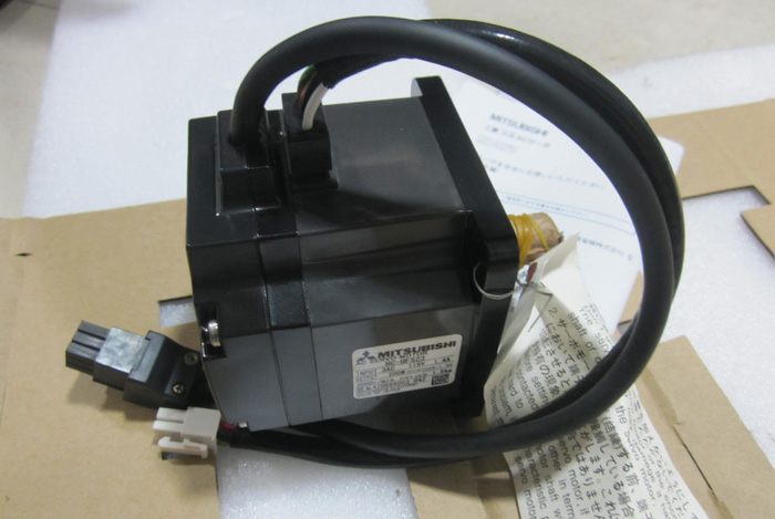 HC-UFS23 Mitsubishi servo motor